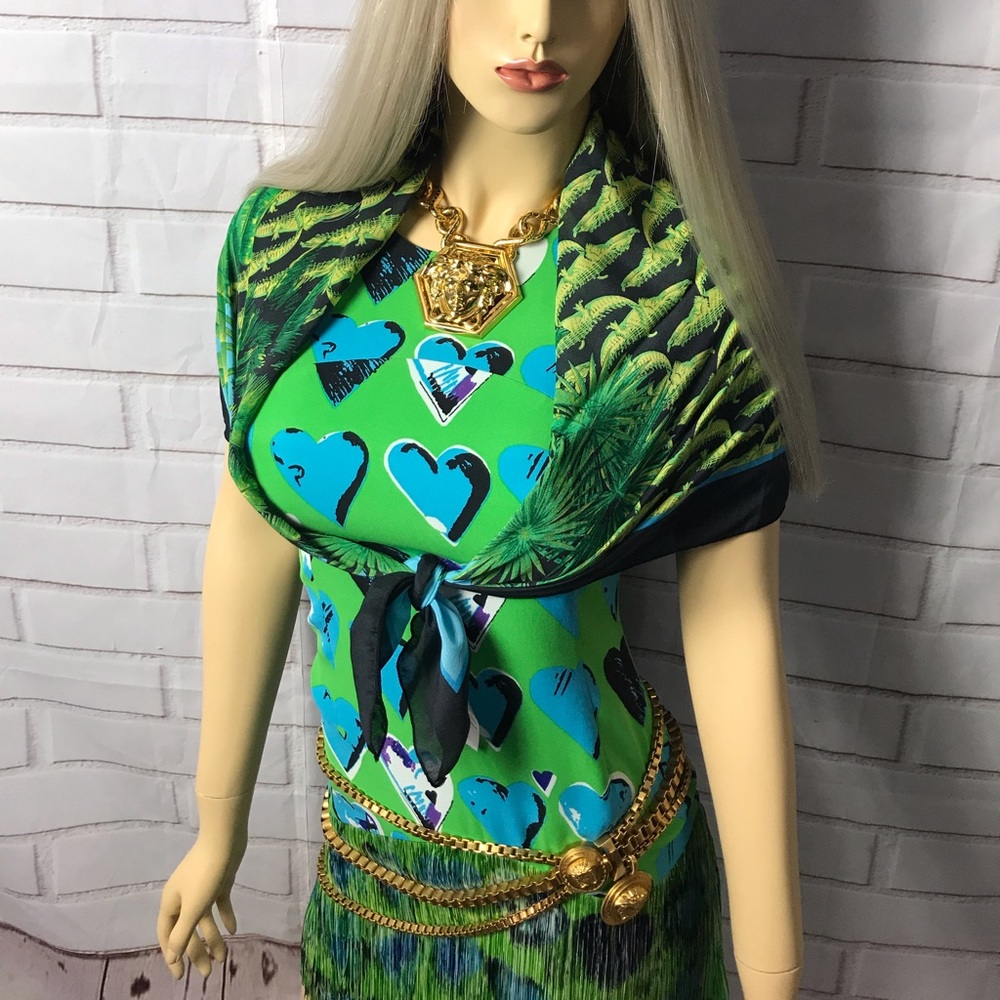 VERSACE - Picture 3 of 8